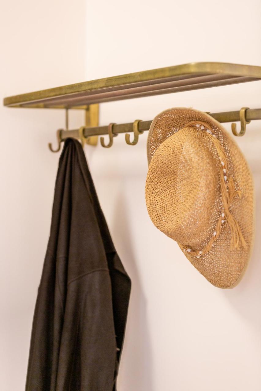 Hidesign Athens Apollon Luxury Apt In Plaka Acropolis Εξωτερικό φωτογραφία